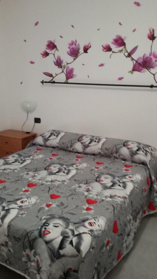 B&B Honey Rooms Σαρόνο Εξωτερικό φωτογραφία