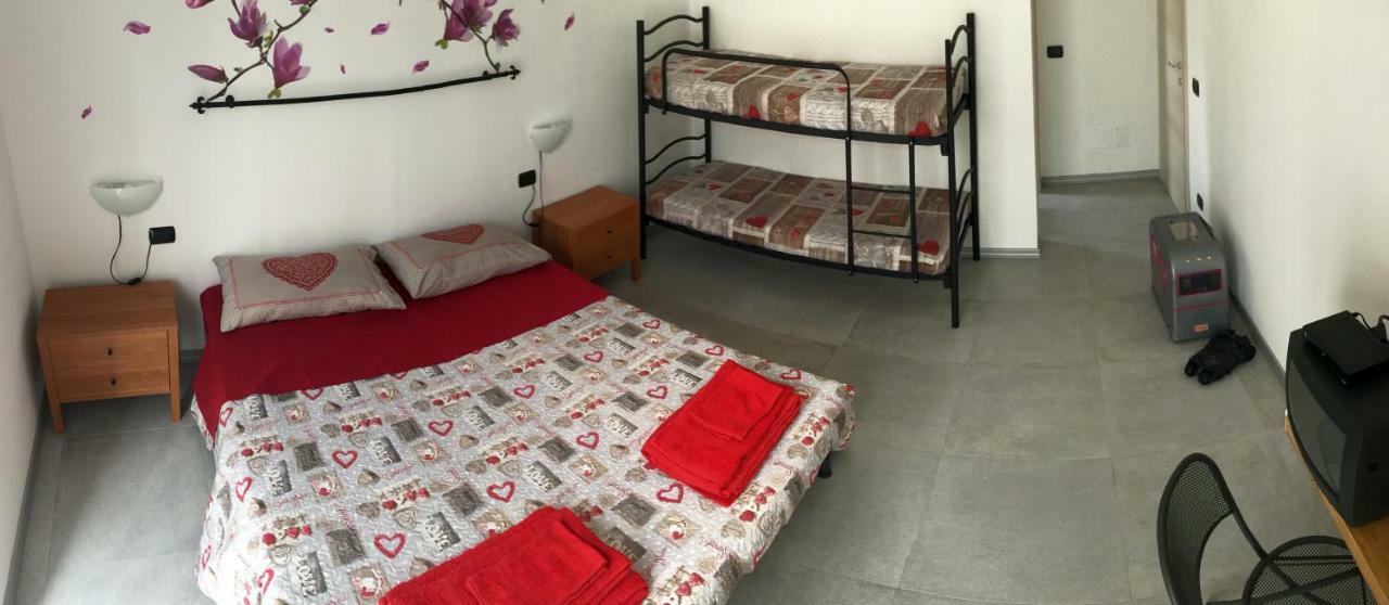 B&B Honey Rooms Σαρόνο Εξωτερικό φωτογραφία