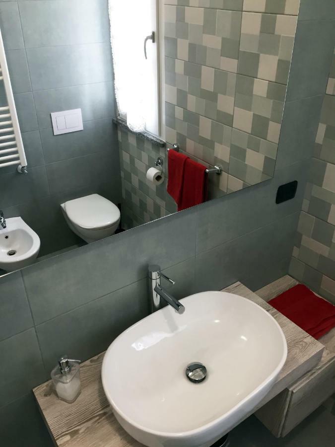 B&B Honey Rooms Σαρόνο Εξωτερικό φωτογραφία